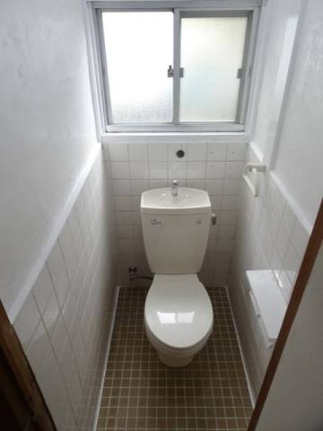 行者谷貸家のトイレ写真