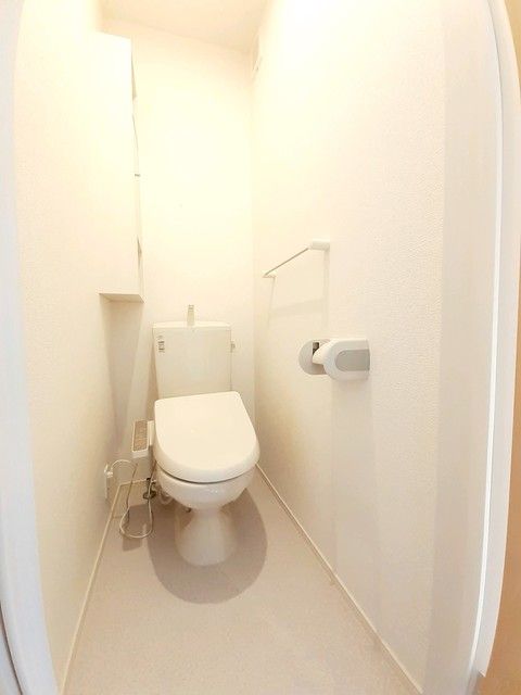 【富士市今泉のアパートのトイレ】