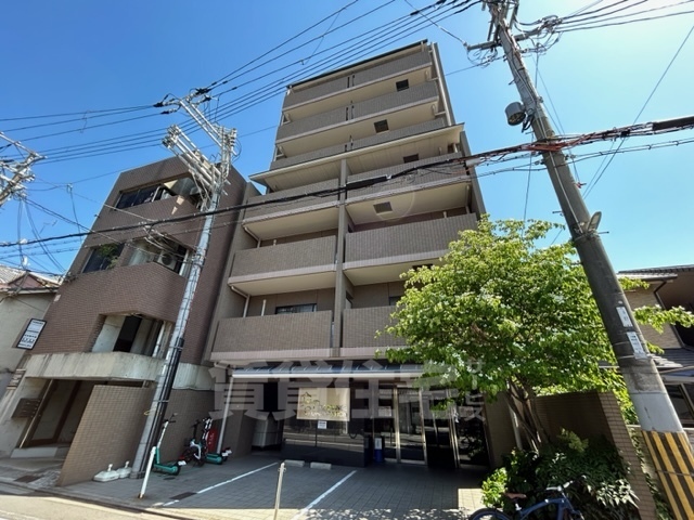 京都市中京区指物屋町のマンションの建物外観