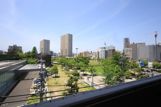 【広島市中区南竹屋町のマンションの眺望】