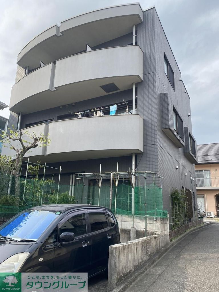 小平市学園東町のマンションの建物外観