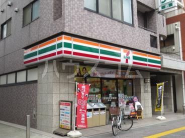 コンビニ　セブン-イレブン北区王子４丁目店（コンビニ）まで436m