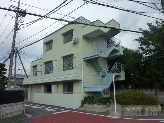 建物外観　ストーンリバーの外観