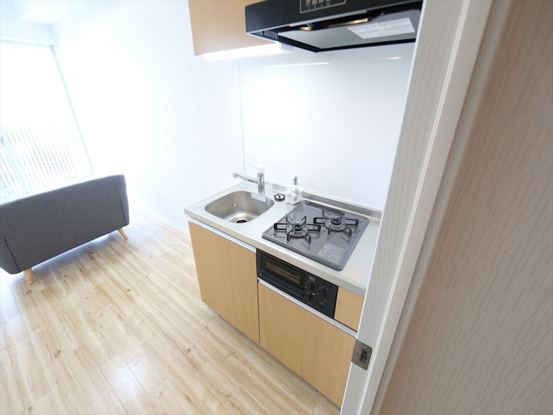 キッチン　システムキッチン（ガス2口コンログリル付）