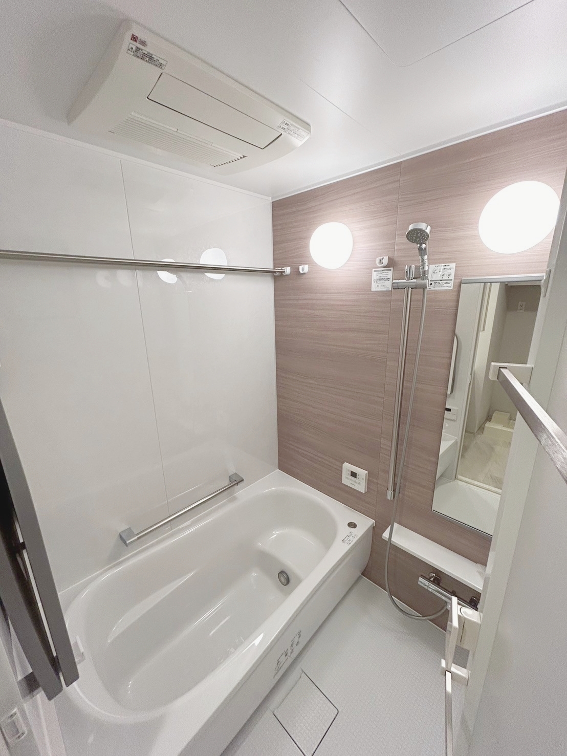 バス・シャワールーム