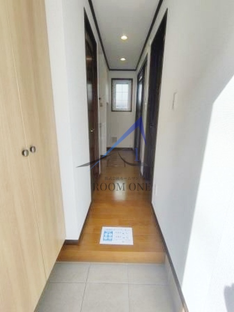 玄関　玄関です。