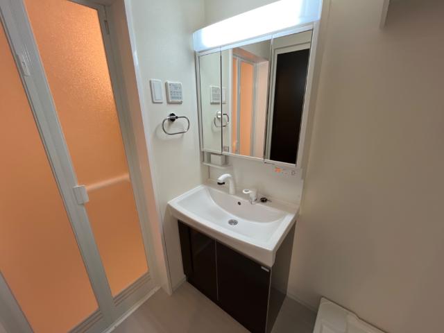 洗面設備　洗髪洗面化粧台