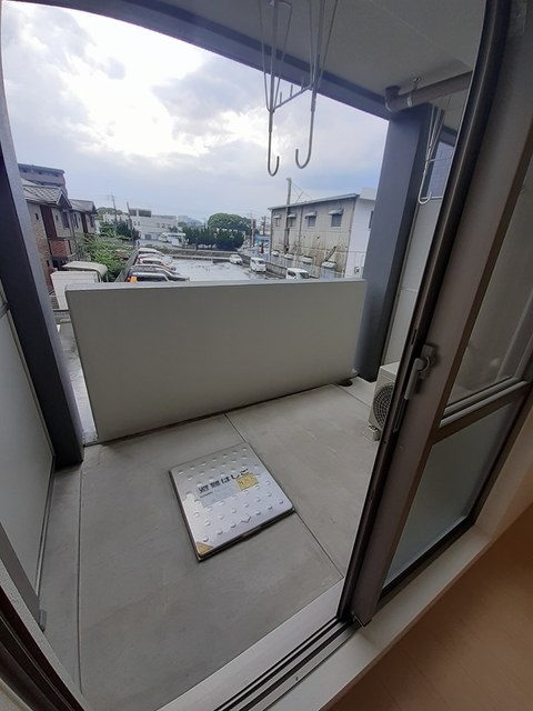 バルコニー　広々としたバルコニーです