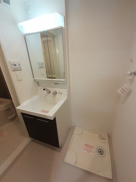 洗面設備　脱衣スペースもあります