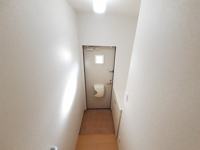 玄関　シンプルで使いやすい玄関です