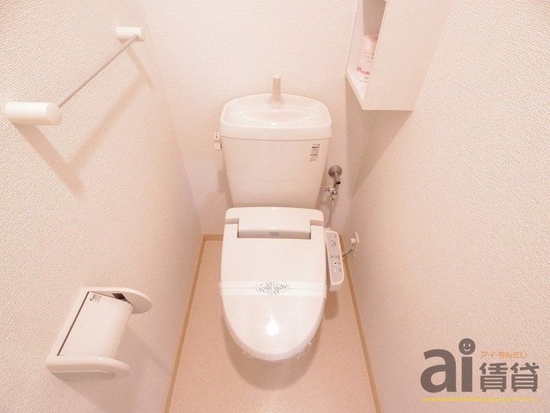 トイレ　※同仕様写真です
