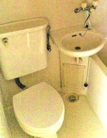 トイレ　同仕様参考写真