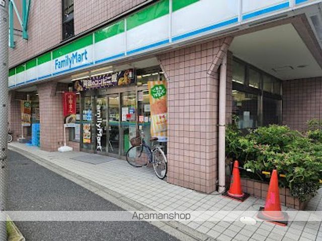 コンビニ　ファミリーマート神田佐久間町店（コンビニ）まで158m