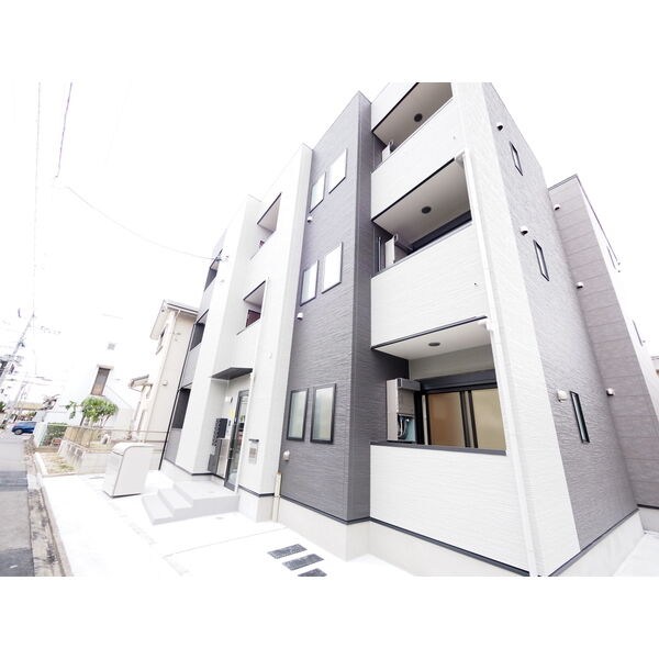 建物外観　外観　オートロック付　宅配ＢＯＸ有り