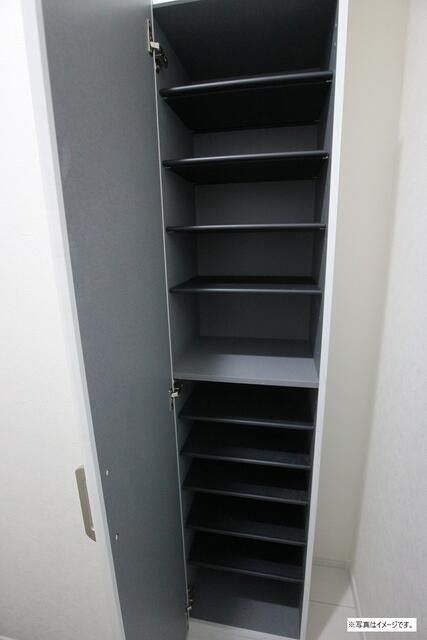 ＪＲ常磐線 南柏駅 徒歩10分 3階建 新築の内装写真