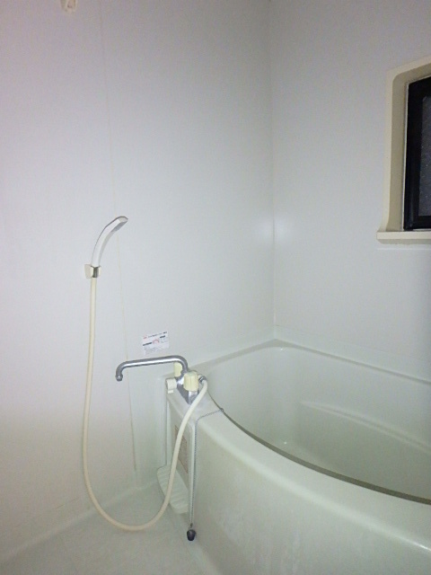 バス・シャワールーム　図面と現状に相違がある場合には現状を優先．．．