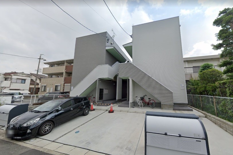 名古屋市緑区鳴海町のアパートの建物外観
