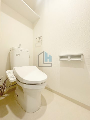 【大阪市港区築港のマンションのトイレ】