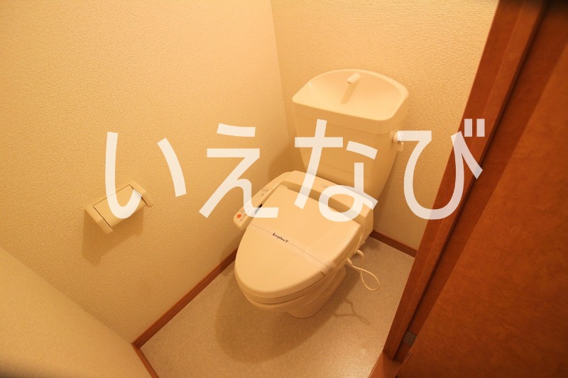 【高梁市落合町阿部のアパートのトイレ】