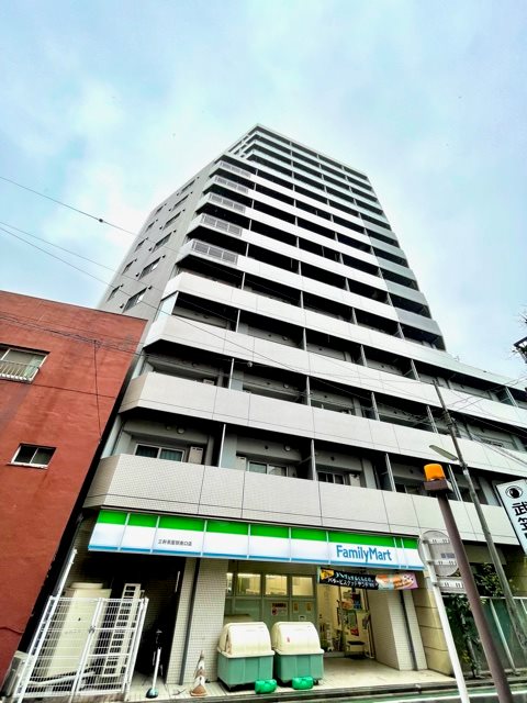 世田谷区三軒茶屋のマンションの建物外観