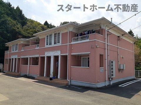 【パークサイド前山　Ａの建物外観】