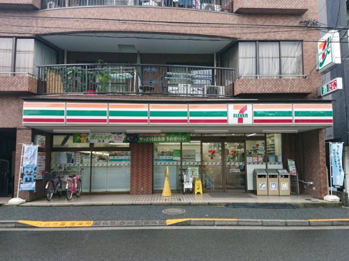 【豊島区北大塚のマンションのコンビニ】