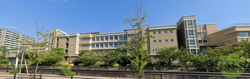 【GRANDTIC RESIDENCE湊川公園の小学校】