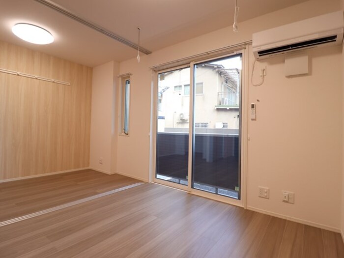 その他設備　リビング全景