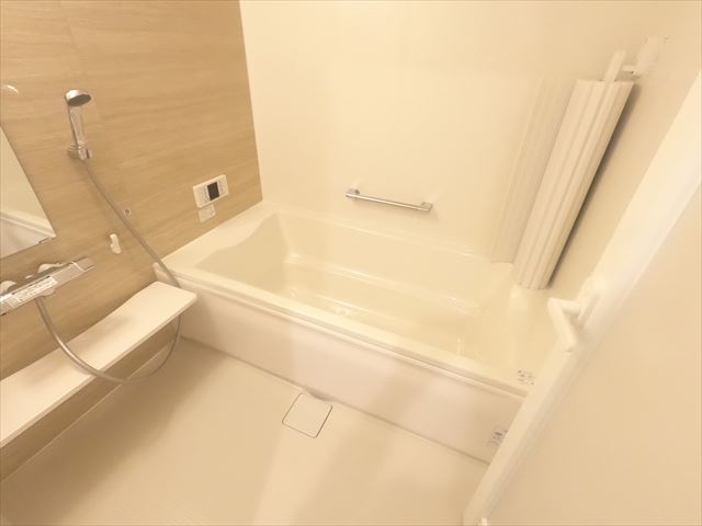 バス・シャワールーム　追い焚き・浴室乾燥機