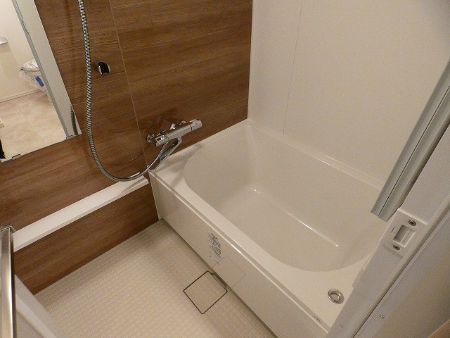 バス・シャワールーム　バス※別部屋参考写真