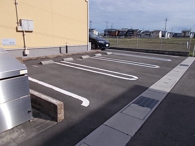 駐車場　カースペースがあります