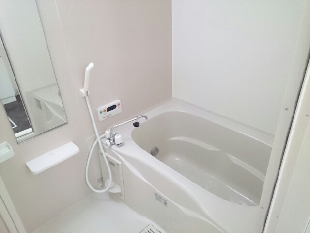バス・シャワールーム　お風呂です