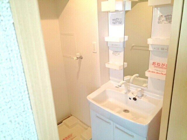 洗面設備　使いやすい洗面所です