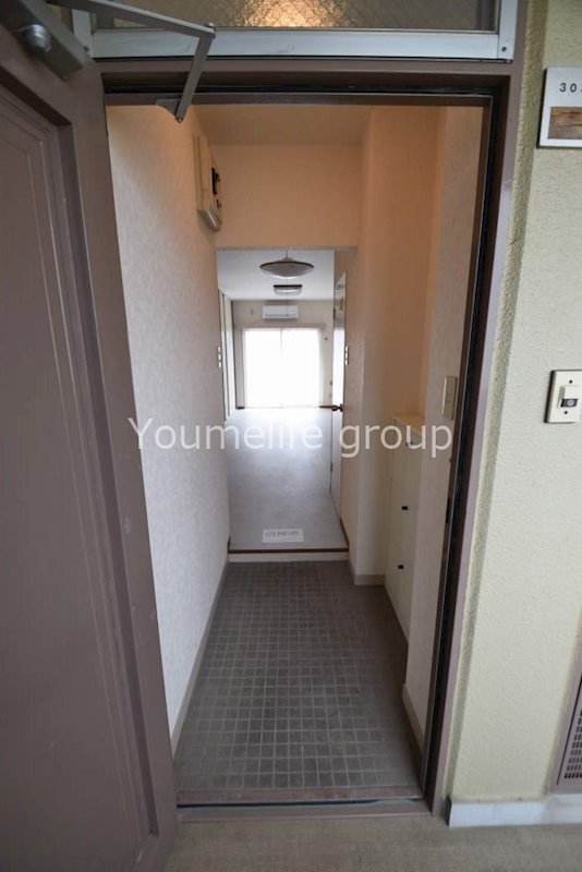 玄関　【他部屋参考写真】