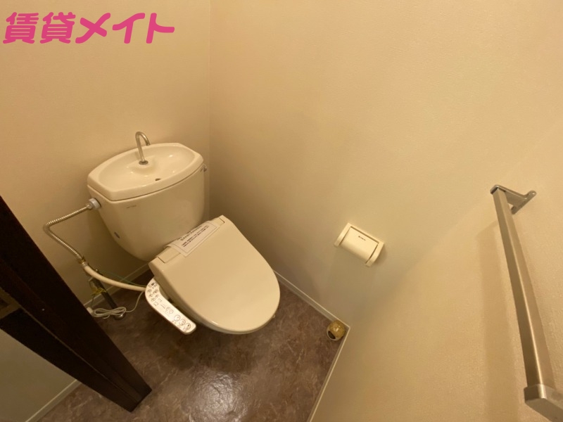 トイレ　同物件別室写真