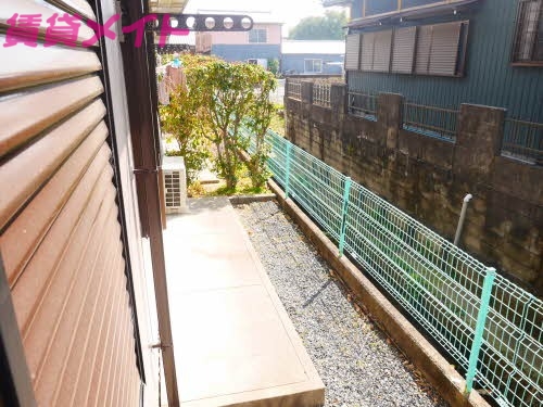 庭　同物件別室写真