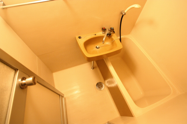 バス・シャワールーム　別室の参考写真です。※現況優先