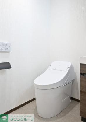 トイレ　お部屋探しは株式会社　タウンハウジング　までお気軽にお問合…