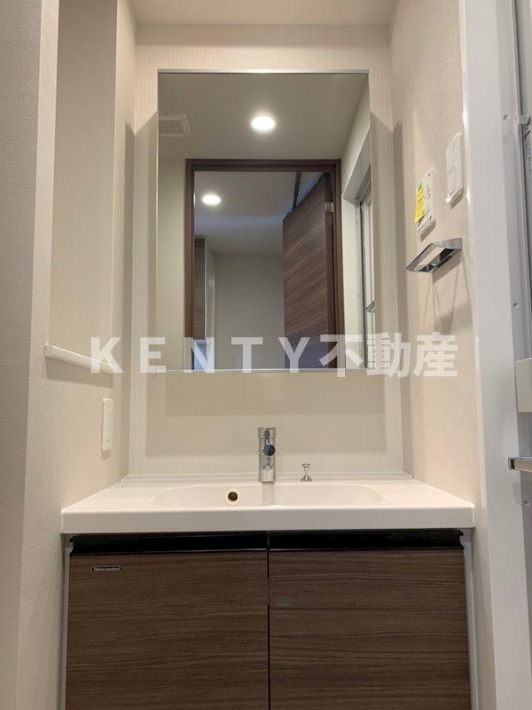 洗面設備　広い洗面スペース