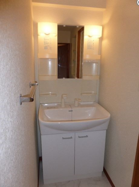 洗面設備　※別号室の参考写真になります。