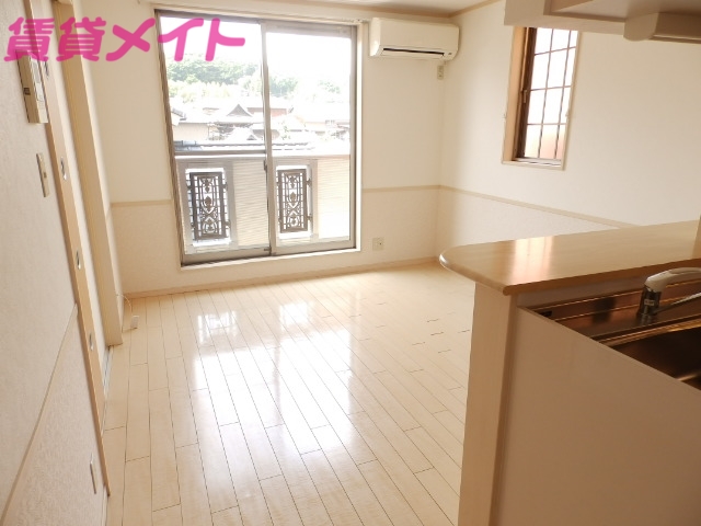 居室・リビング　居室・リビング同型タイプの写真です