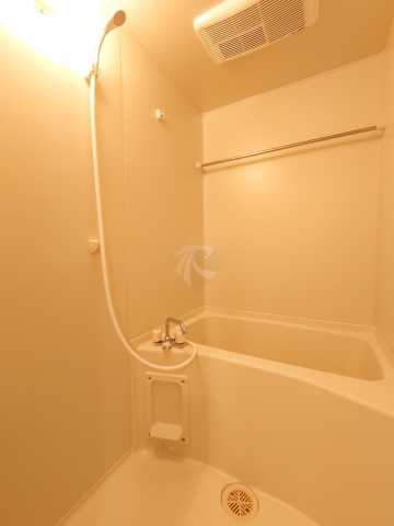 バス・シャワールーム　別部屋参考写真