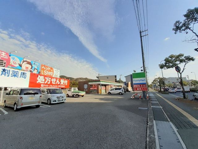 コンビニ　ファミリーマート高知東秦泉寺店（コンビニ）まで4490m