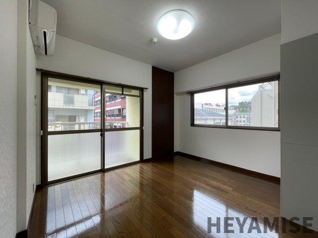 居室・リビング　※同間取りの別の階のお部屋の画像です※現況を優先します