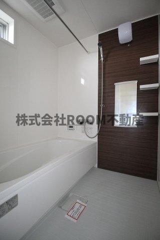 バス・シャワールーム　お風呂で日々の疲れを落としましょう