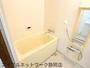 バス・シャワールーム　コンパクトで使いやすいお風呂です