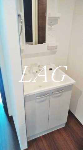 洗面設備　独立洗面台です。