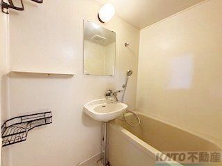 バス・シャワールーム　洗面