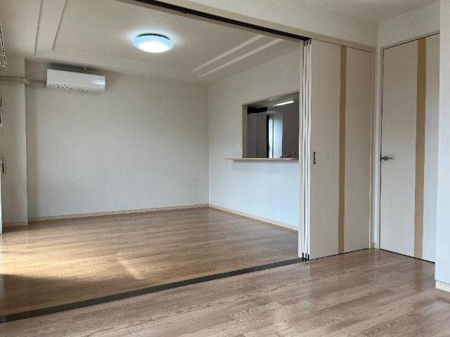 居室・リビング　リビング