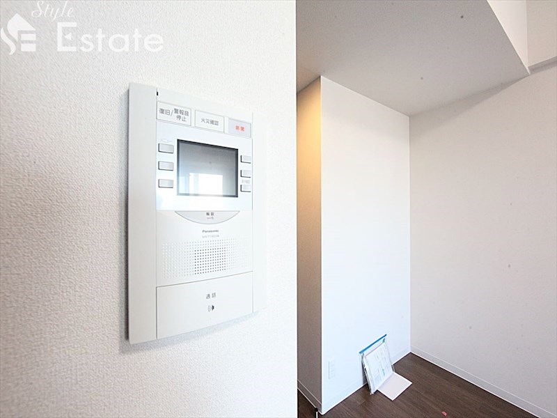 セキュリティ　モニター付きインターホン